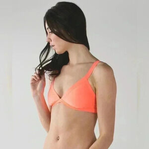 Lululemon Water: Surf To  Sand Booster Top Grapefruit size 6 ? ( No size tag)